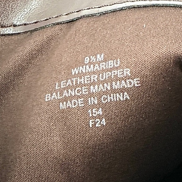 Nine West Size 9.5 Brown Leather Pointed Block Heel Ankle Boots NEW Maribu $149 - Picture 3 of 16